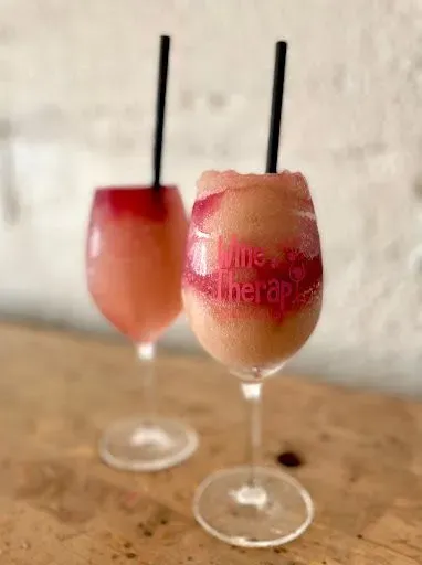 LAVENDER FROSÉ