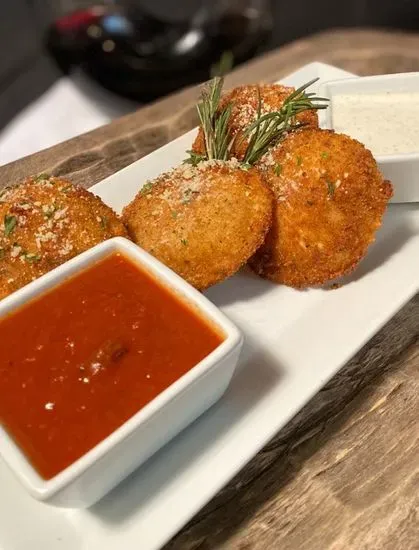 Toasted Cheese Ravioli*