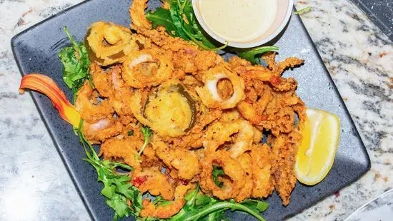 Crispy Fried Calamari