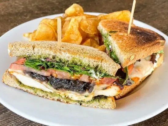 Pesto Sandwich