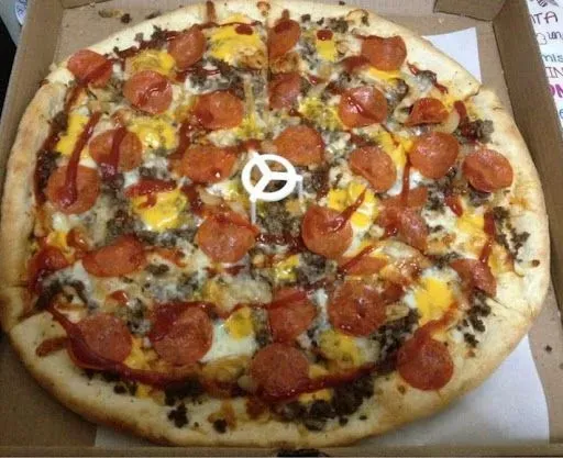 Bacon Cheeseburger Pizza