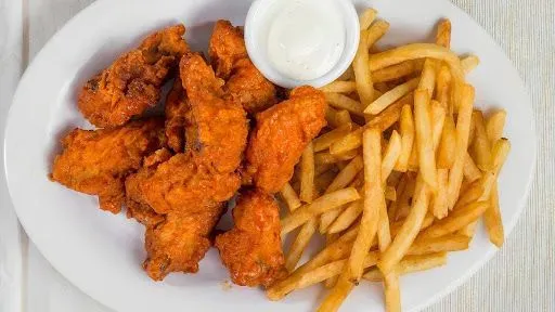 L9 Buffalo Wings Or Chicken Fingers