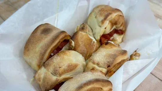 Pepperoni Rolls