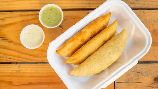 3 empanadas 