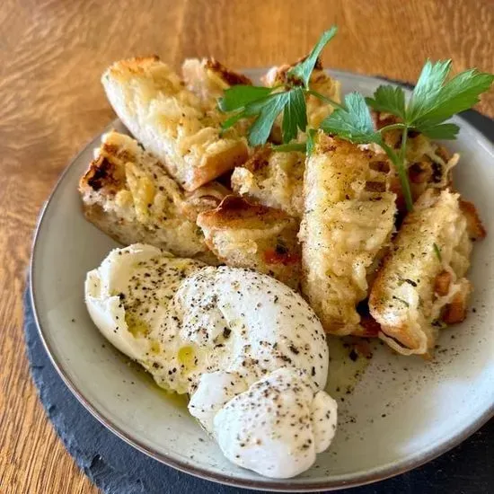 Garlic Bread & Burrata