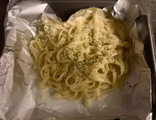 Fettuccine Alfredo