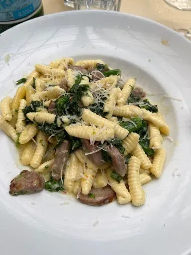 Cavatelli Con Rapini E Salsiccia