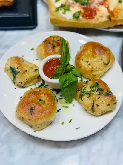 Garlic Knots