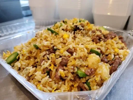 Wagyu Beef Fried Rice & Green Onion in XO Sauce XO醬青蔥和牛炒飯