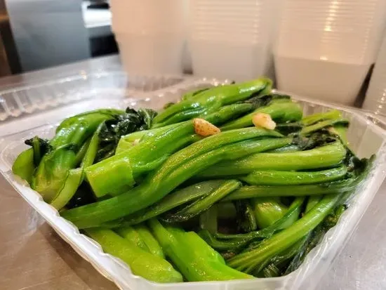 Sautéed Tender Green with Garlic  蒜子炒油菜心