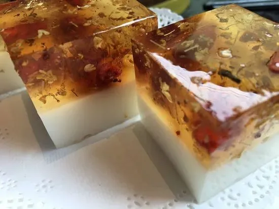 Goji Berry Osmanthus Coconut  Jelly Cake 椰汁杞子桂花糕 (3)