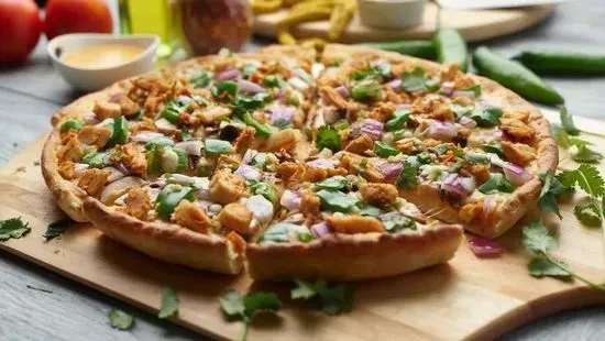 Plant-Based Tikka Masala Chicken Pizza Twist