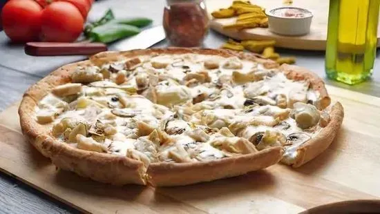 GF Plant-Based Chicken delight Pizzatwist