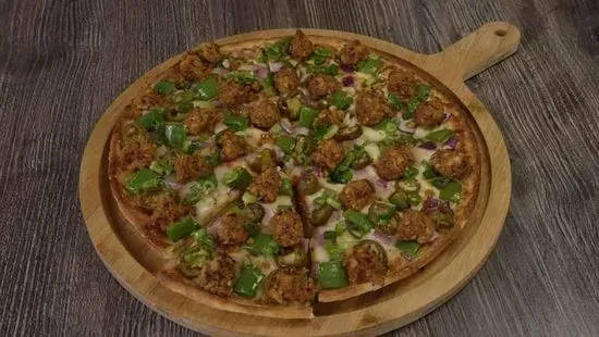 Halal Manchurian Chicken Pizza Twist