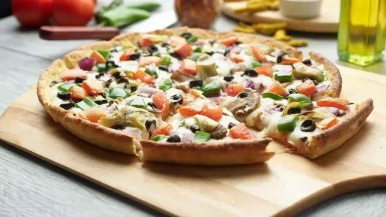 Plant-Based Bombay Garlic Chicken Pizza Twist