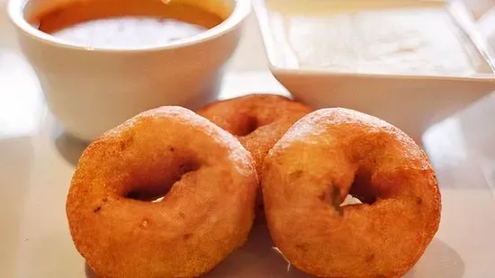 Medhu Vada