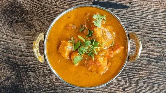 Tikka Masala Dinner includes (Vegetable, Dal, Rice & Naan )