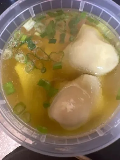 16 Wonton Soup