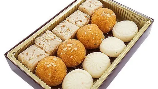 MIX INDIAN SWEET BOX (LARGE)