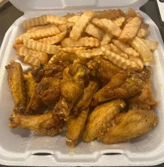 C3. 15 pc wings Combo with Fries