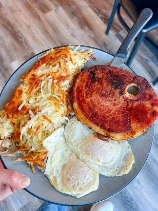 Ham Steak & Eggs*