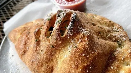 Kala Calzone