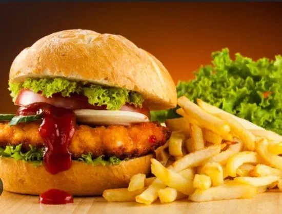 CHICKEN BURGER