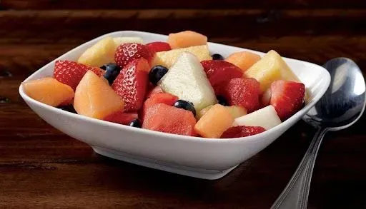 Fresh Fruit (8oz)