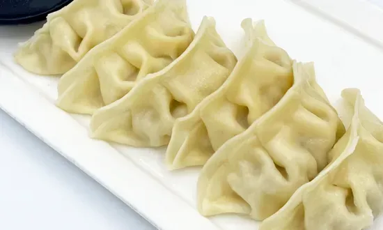 PAN FRIED CHICKEN GYOZA