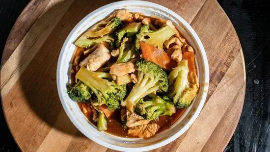 L1. Chicken with Broccoli