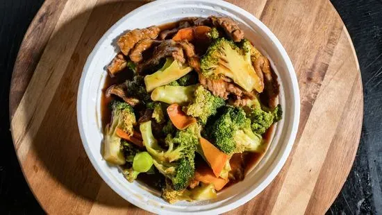 L10. Beef with Broccoli