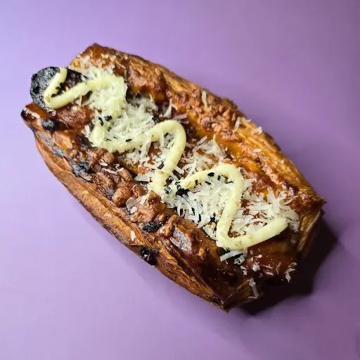 Spicy Chicken Sausage Croissant, Feat. Seoul Sausage