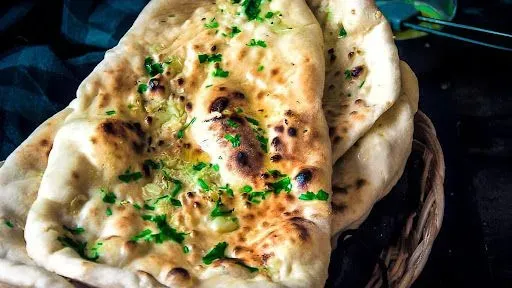 GARLIC NAAN (1pc)