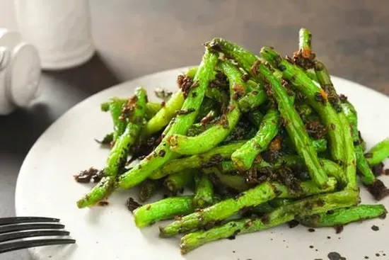 D31. Stir-Fried String Beans 干煸四季豆