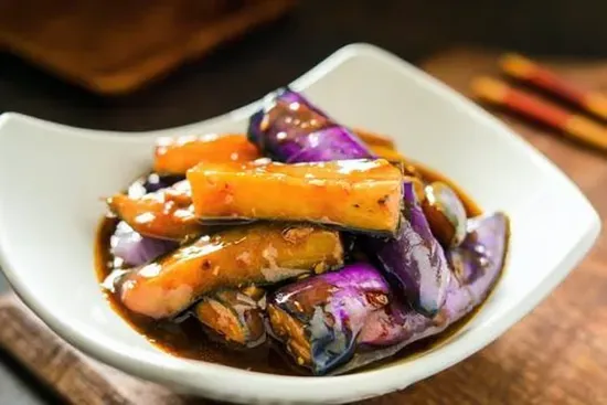 D30. Yu Xiang Eggplant (Garlic Sauce) 鱼香茄子