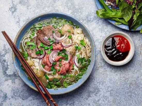 P8.. Phở Tái, Nạm, Gần, Sách