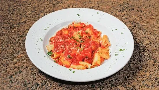 Rigatoni Bolognese (GF Sauce)