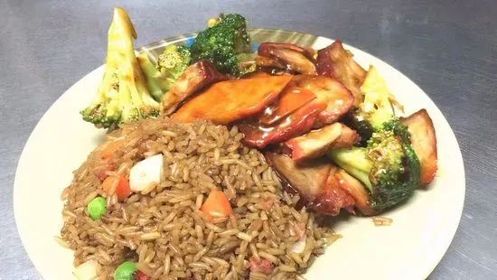 #:Roast Pork w. Broccoli