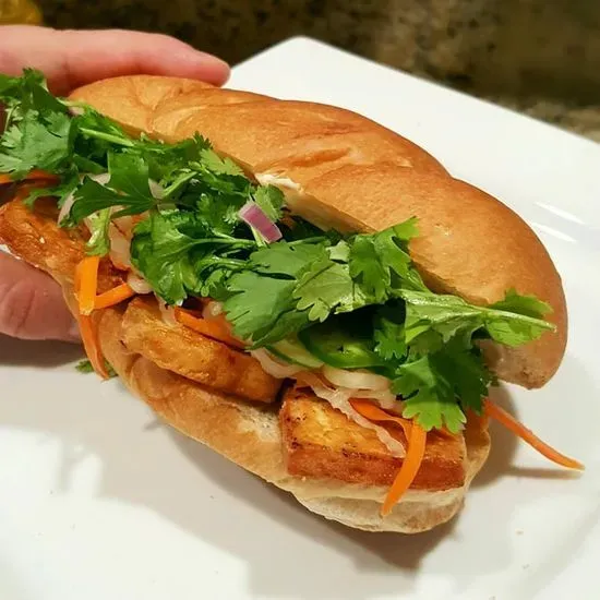 Tofu Banh Mi (can be vegan/vegetarian)