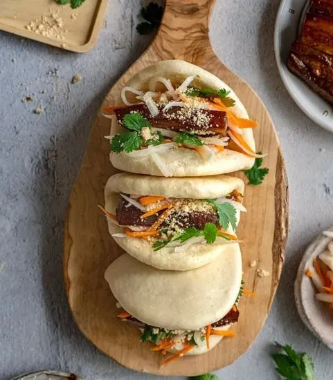 Braised Pork Belly Bao (3 pieces)