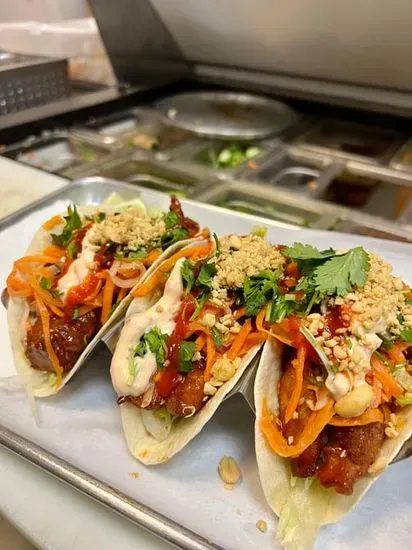 Korean chicken tacos (3 pieces)