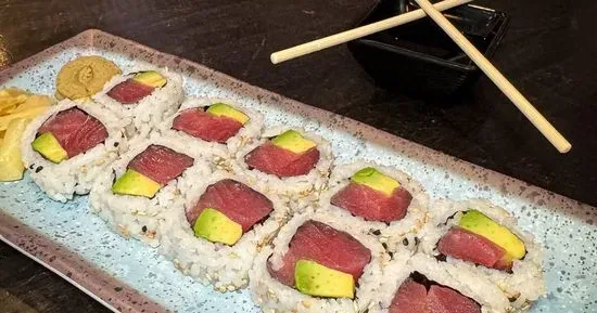 Tuna & Avocado Roll 🐟