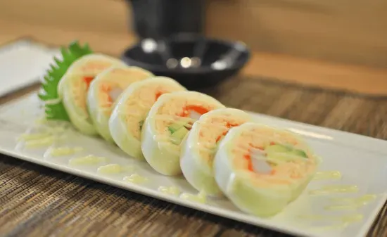 Naruto Roll (cucumber wrap) 