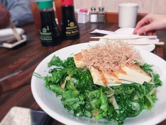 Tofu Seaweed Salad