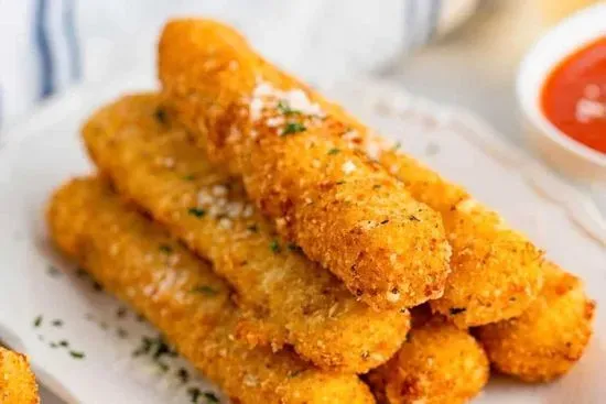 Mozzarella Sticks (8Pcs)