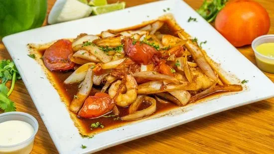 Criollo Fish with Shrimp