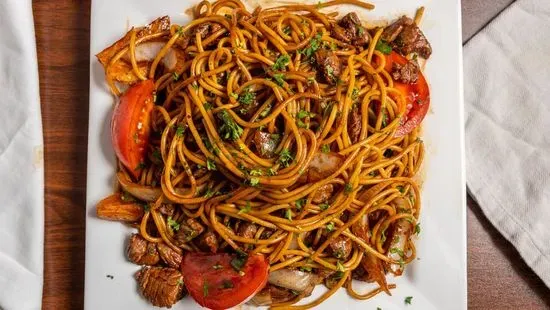 Beef Sautéed Noodles with Shrimp