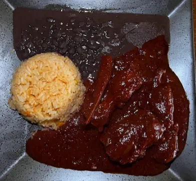 Costilla En Salsa Roja