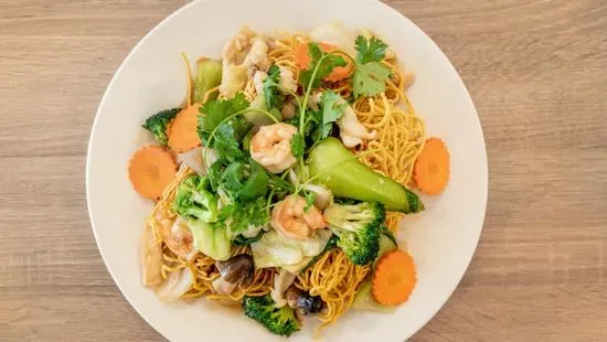 Stir-Fried Egg Noodles (Mi Xao)