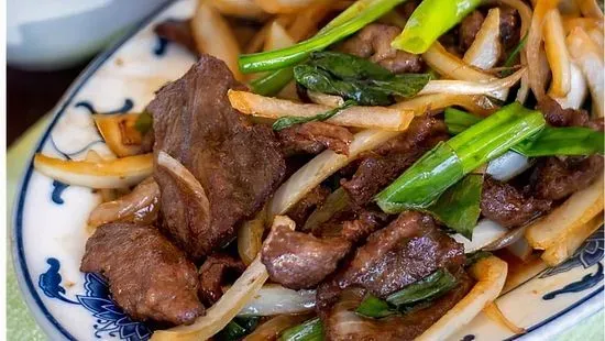 Mongolian Beef (7-10)